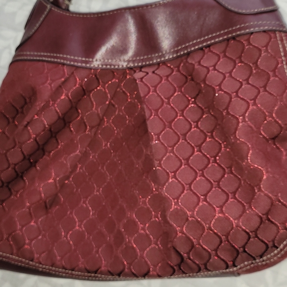 Nine West Purse Maroon - Picture 7 of 7